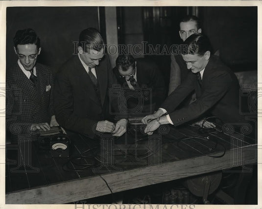 1940 Press Photo Senior Class Members at Westinghouse Technical Night School - Historic Images