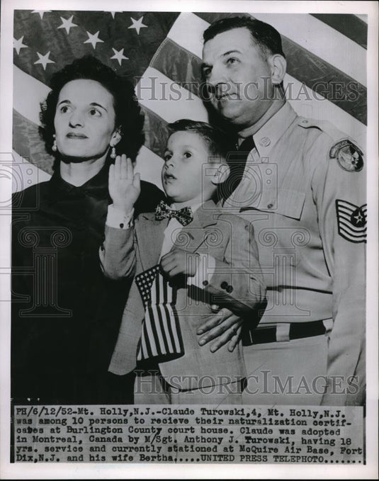 1952 Press Photo Mt Holly, NJ M/Sgt & Mrs AJ Turowski & adopted son Claude - Historic Images