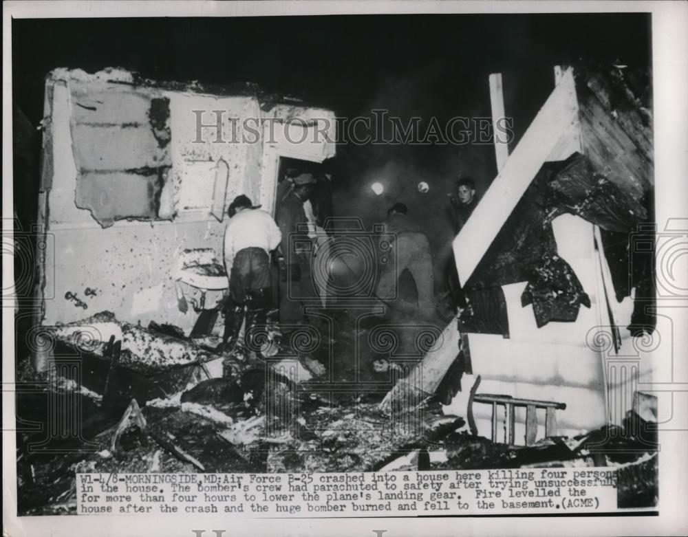 1951 Press Photo Air Force B-25 Crashed Into Home In Morningside, MD - Historic Images