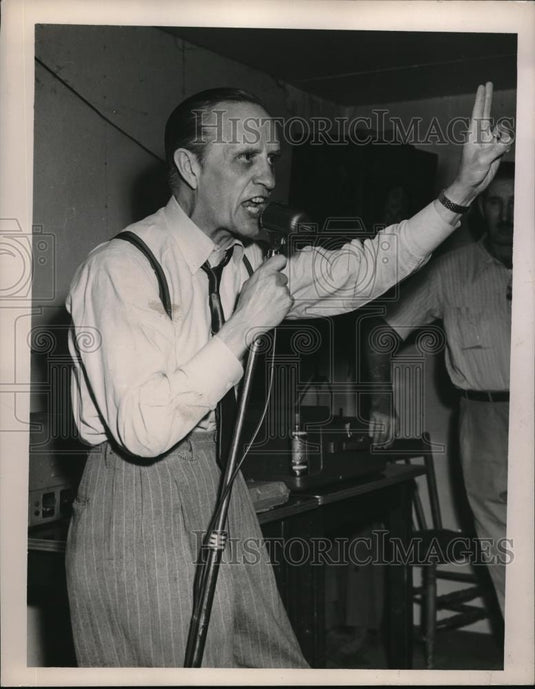 1952 Press Photo Charles Gregory, Square Dance Caller - Historic Images