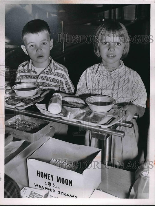 1959 Press Photo Bobby Kapsar & Marguerite Strange at Cleveland's H Muraski sch. - Historic Images