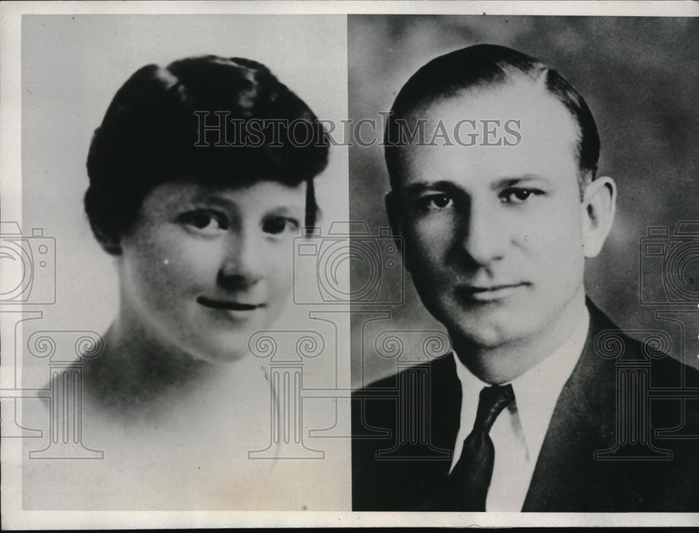 1933 Press Photo Rev. Sharon Inman Who Abandoned Wife (Shown), Family &amp; Church - Historic Images