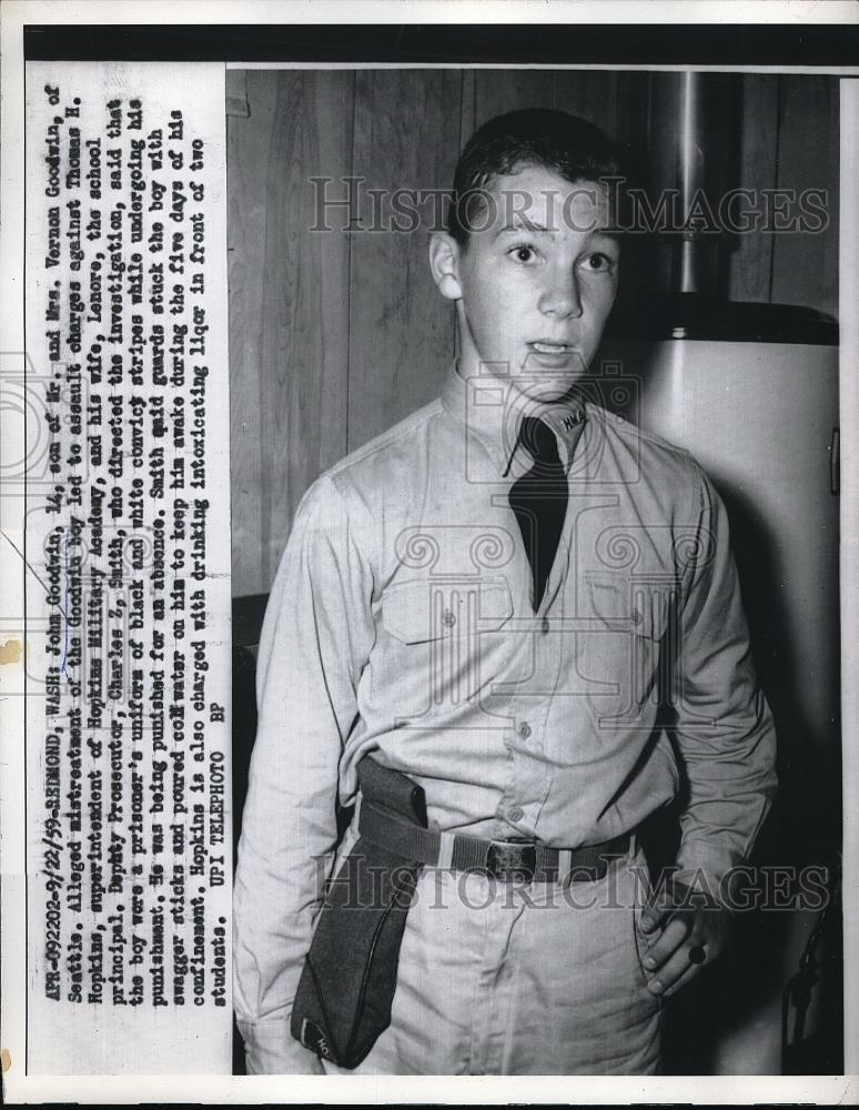 1959 Press Photo Redmond, Wash. John Goodwin files assault vs T.H.Hopkins - Historic Images