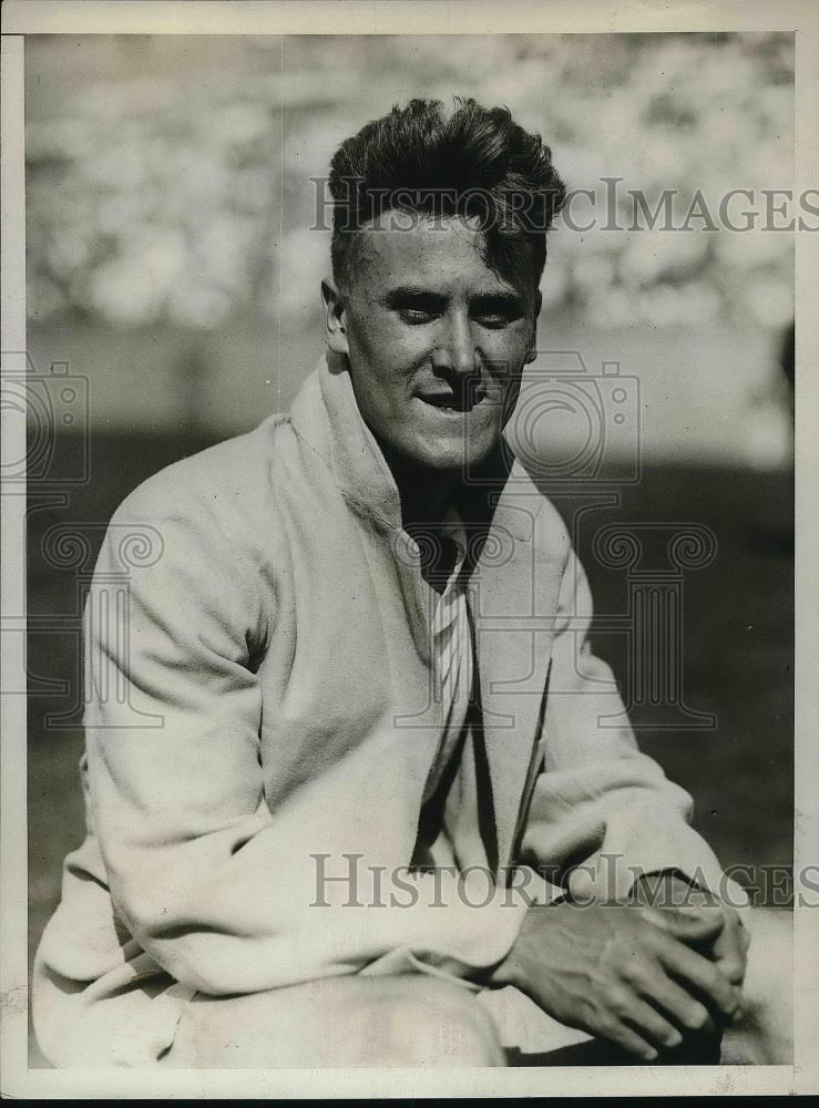 1929 Press Photo C.E.S. Gordon of Oxford Track Team - Historic Images