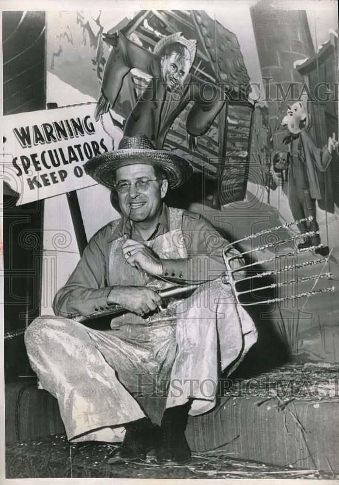 1947 Press Photo Sec. of Agriculture Clinton P. Anderson, Saints &amp; Sinners Soc. - Historic Images