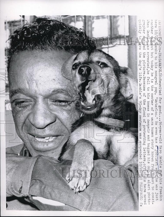 1961 Press Photo Indianapolis, Ind Karo Gamble & his dog after his jail release - Historic Images