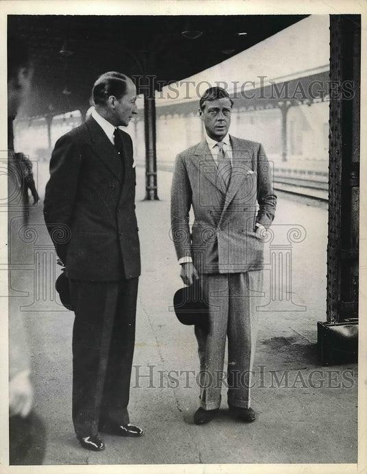 1935 Press Photo Prince Of Wales Arrived At Gare De L'est In Paris - Historic Images