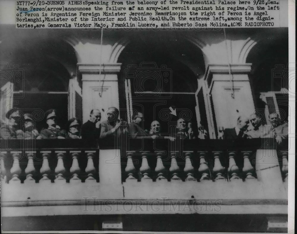 1951 Press Photo Buenos Aires,Gen Juan Peron at Presidential Palace - Historic Images