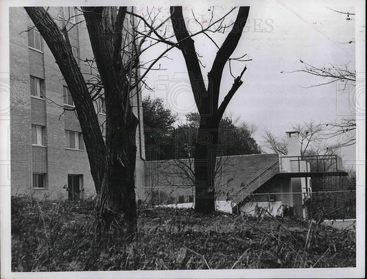 1962 Press Photo Rear view of Fairview Park Tower on Southside of Lorain Rd - Historic Images