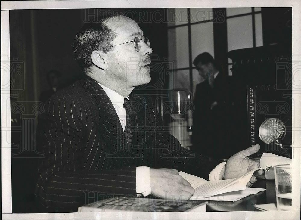 1939 Press Photo John Snow in front of the Senate with his nomination. - Historic Images