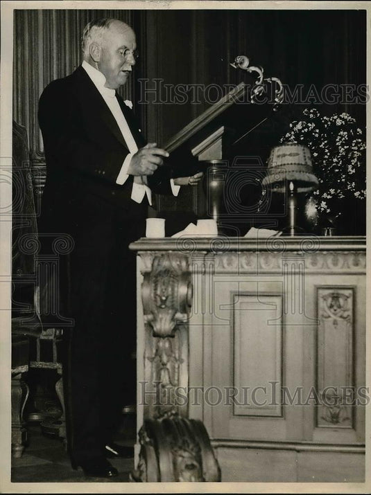 1930 Press Photo Mayor James Rolph Jr. Addressing The SF Board Of Supervisors - Historic Images