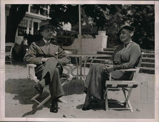 1936 Press Photo Captain George Rhode & Mrs. Ruth Bryan Owen Chatting On Grounds - Historic Images