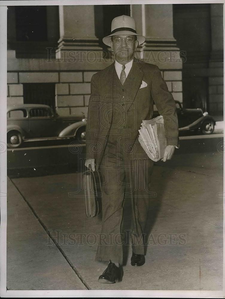 1938 Press Photo Supreme Court Justice Ferdinand Pecora arriving at Court house - Historic Images