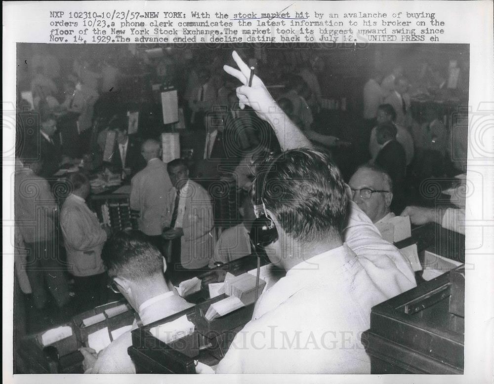 1957 Press Photo NYC, Stock Exchange takes an upswing - Historic Images