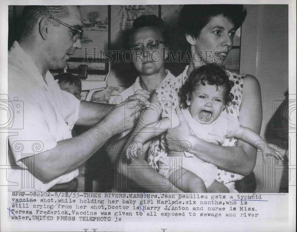 1955 Press Photo Mrs. Jean Beaulieu Typhoid Vaccine - Historic Images