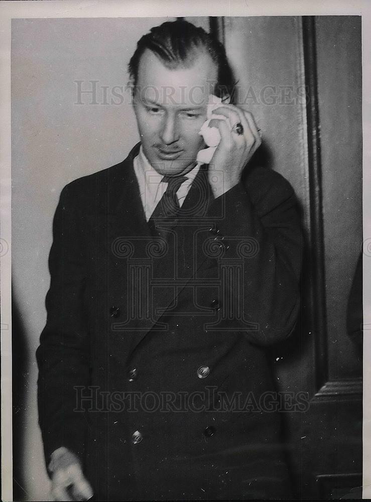 1934 Press Photo Red Mayo alias Charles Clyde Phillips, arrested in Chicago - Historic Images