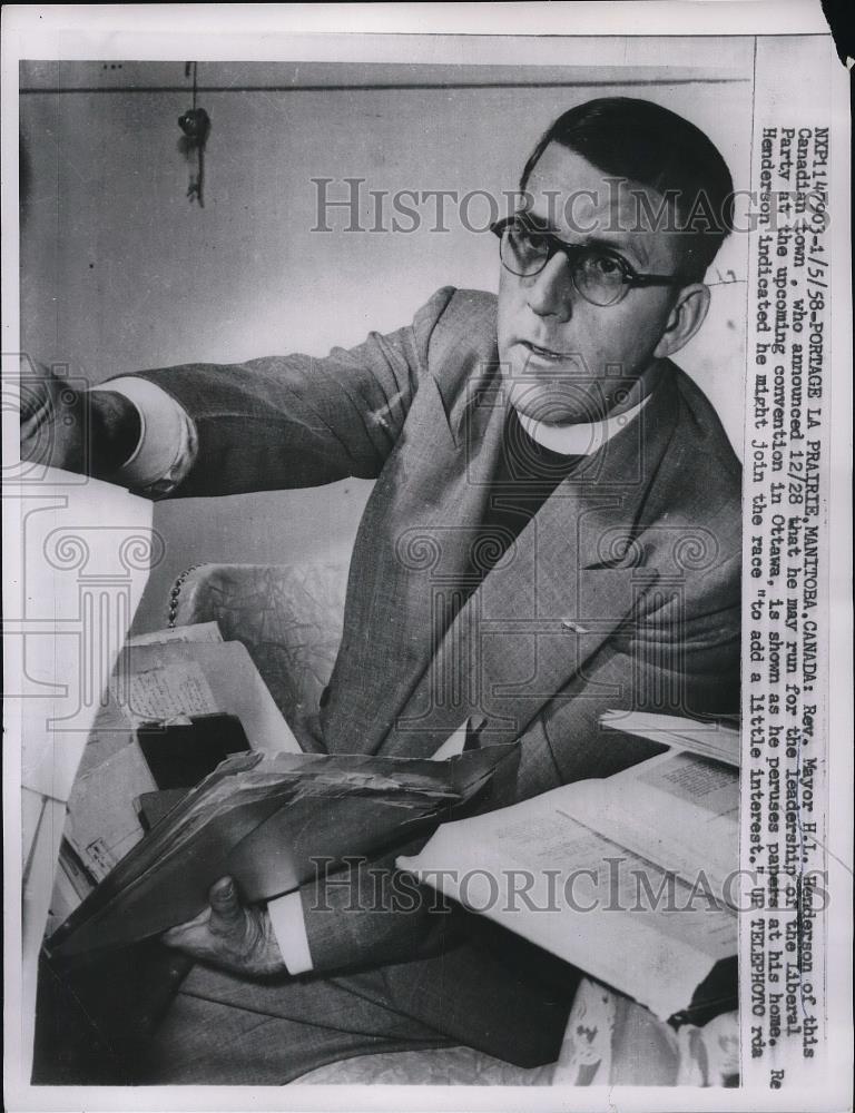 1958 Press Photo Rev Mayor H L Henderson during his Canadian tour - Historic Images