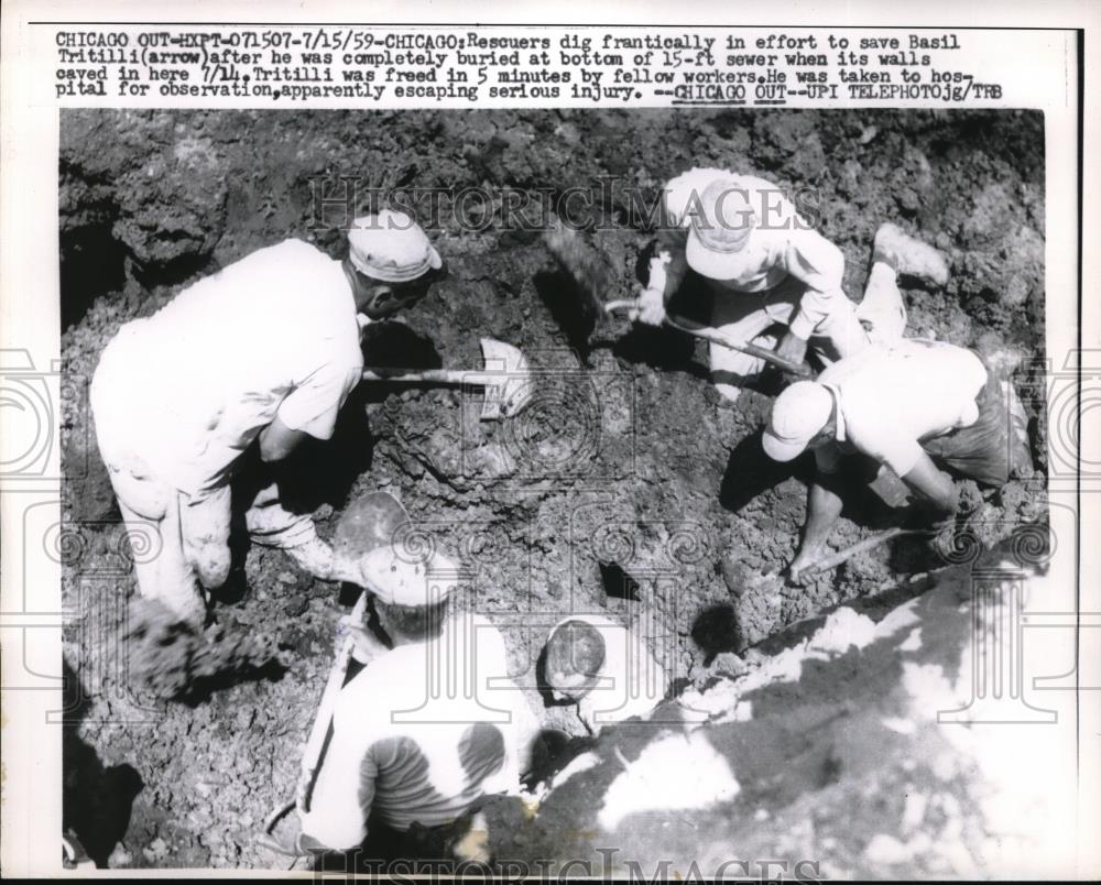 1959 Press Photo Chicago,Ill rescue workto save B Tritilli from cave in - Historic Images