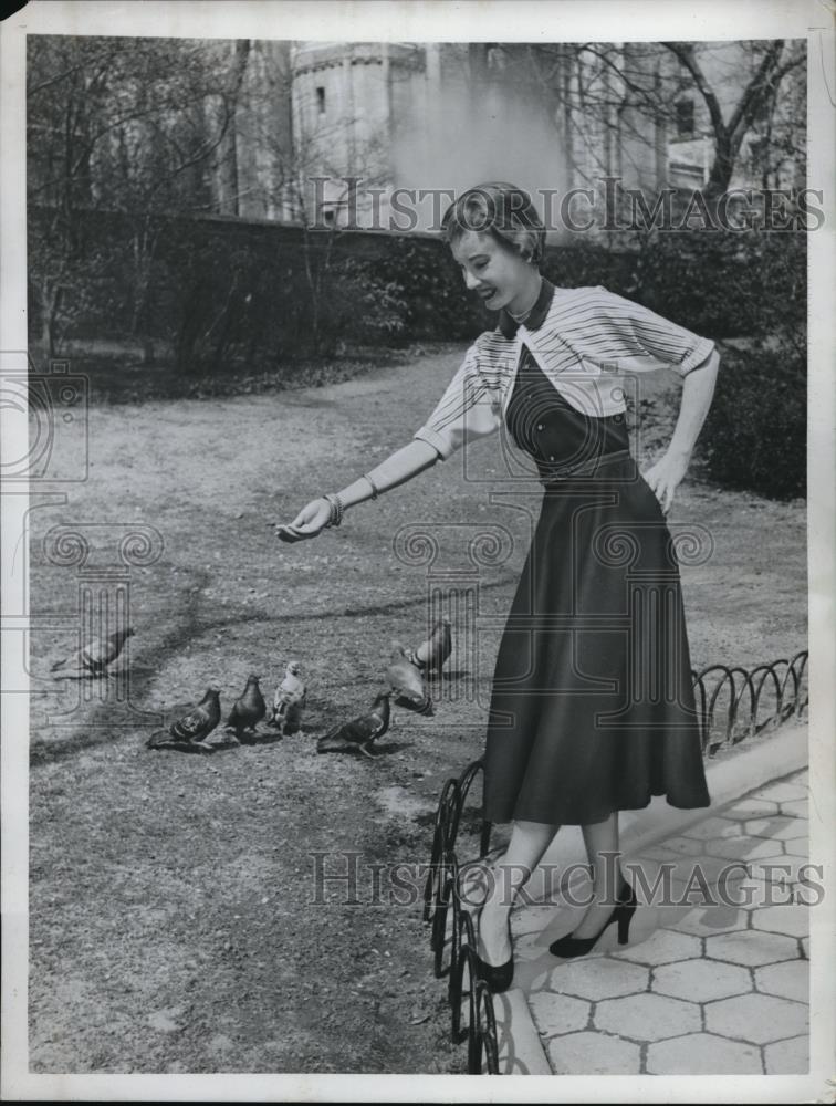 1950 Press Photo Fashion for 1950 - neb47686 - Historic Images