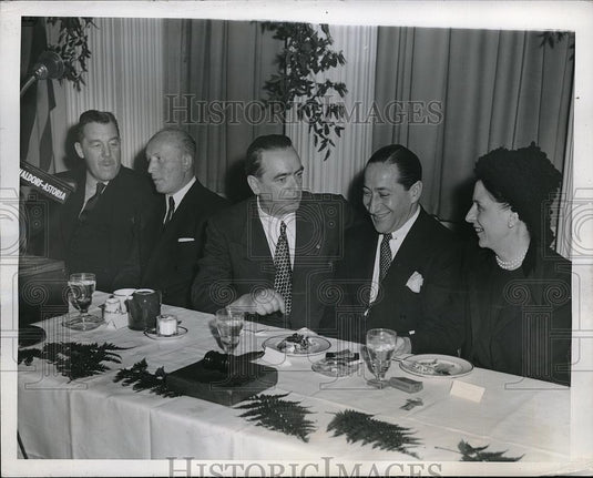 1946 Press Photo Grover Whalen, Samuel Zahn, Mayor O'Dwyer, W. Fox - neb48584 - Historic Images