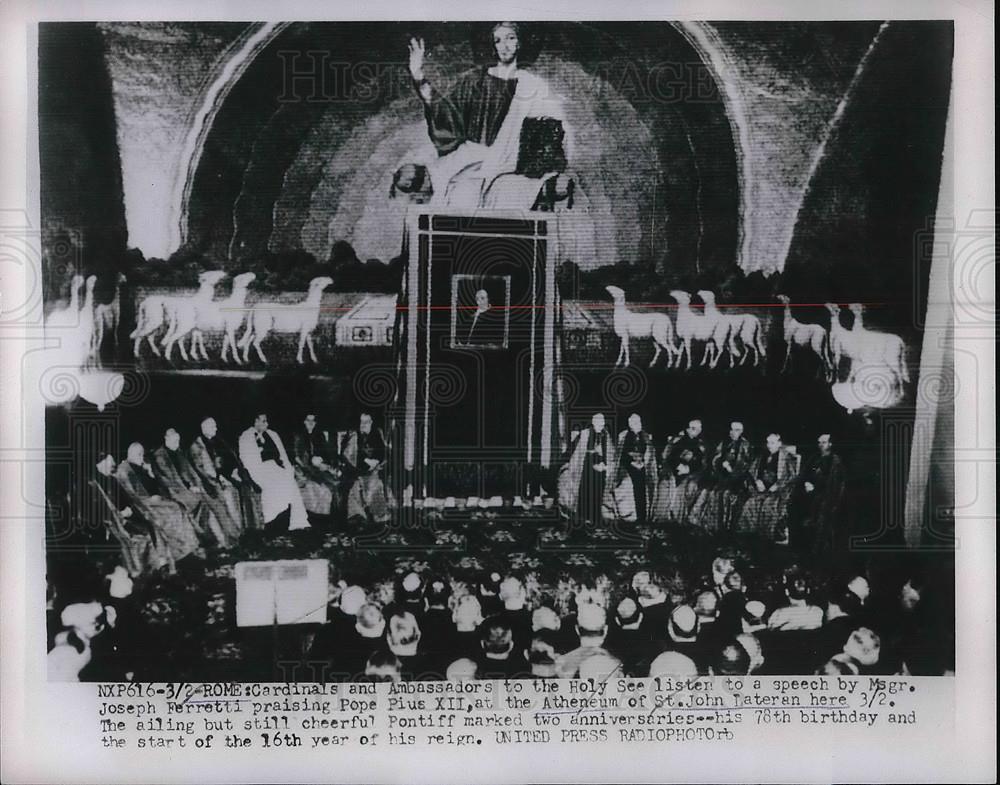 1954 Press Photo Cardinals &amp; Ambs. loisten to Msgr Joseph Ferretti - Historic Images