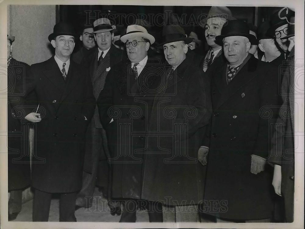 1937 Press Photo Samuel R. Rosoff Leaving Supreme Court with Attorney Goldstein - Historic Images