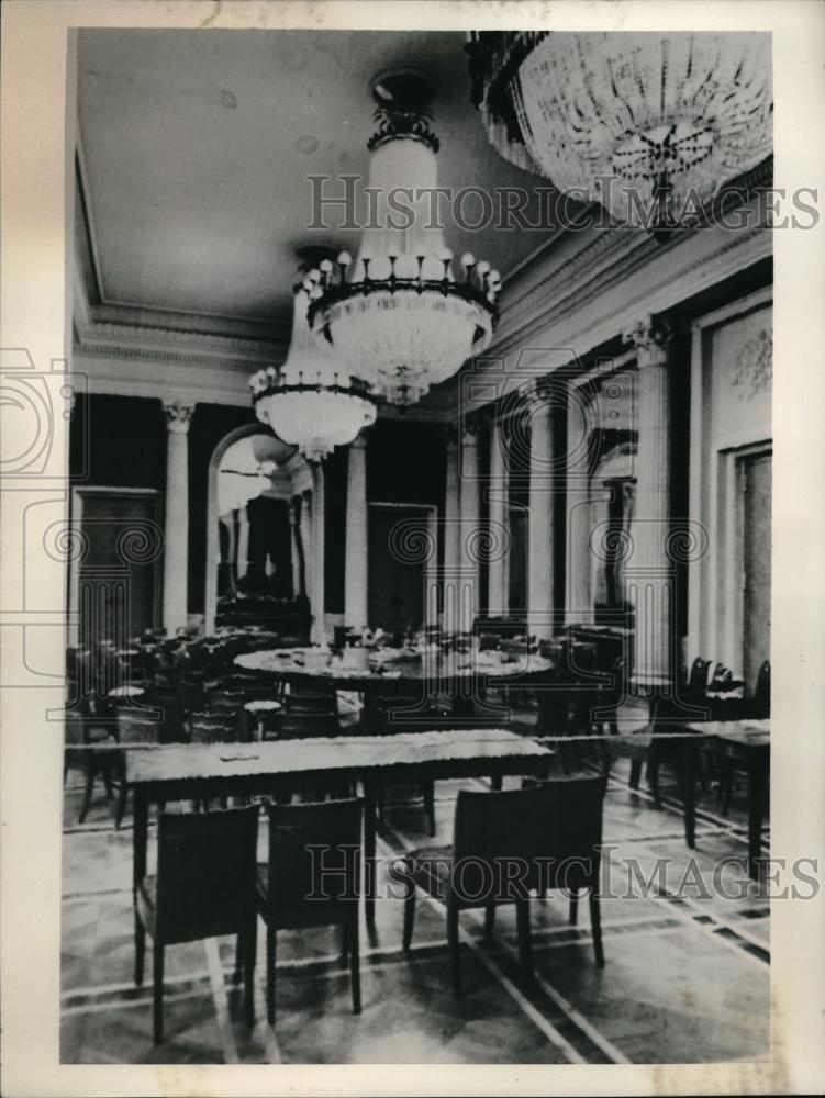 1954 Press Photo Soviet Embassy Conference Room in East Berlin - neb47452 - Historic Images