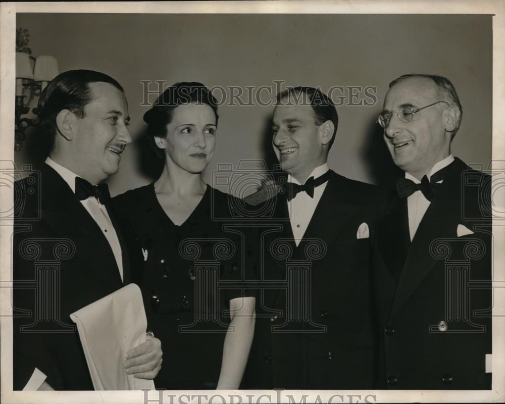 1941 Press Photo NYC, Morris Troper,Eve Curie,Ed Warburg,Joe Hyman - neb49428 - Historic Images