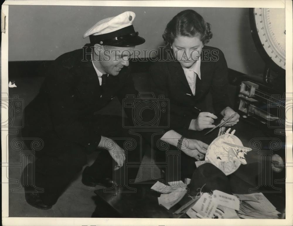 1937 Press Photo Wicky Jr. and Wicky Sr. Miami Florida - neb49037 - Historic Images