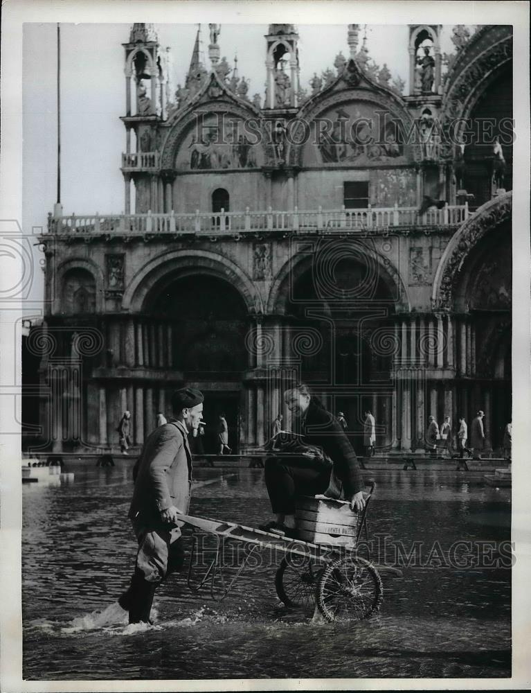 1961 Press Photo Venice Italy St. Mark Square - Historic Images