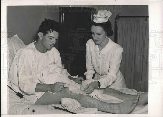 1940 Press Photo Phila, Pa Chicago Cubs Augie Galan & RN K Baynard - Historic Images