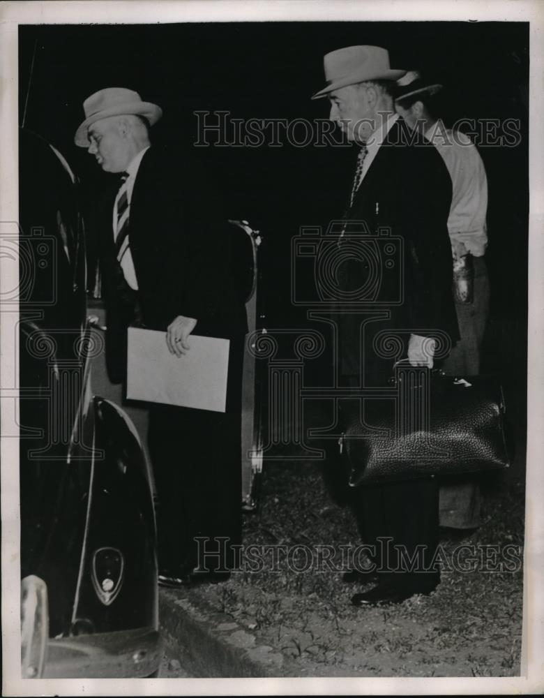 1939 Press Photo Dr. James Monroe Smith with Deputy Sheriff M.B. Raborn - Historic Images