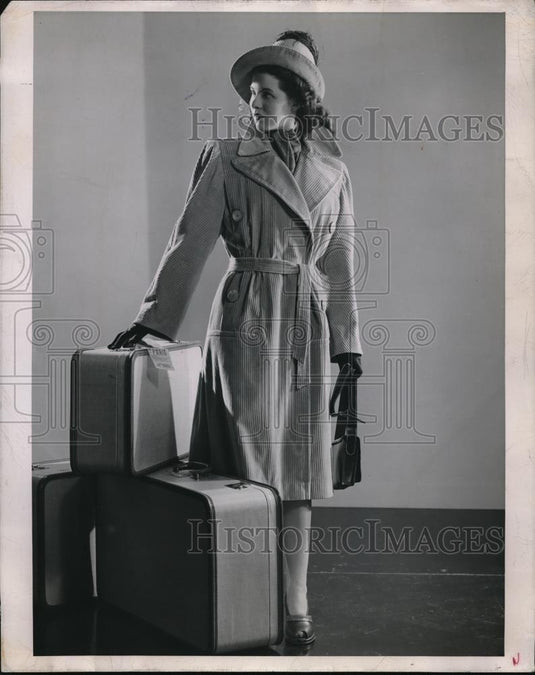 1947 Press Photo Wilma Gray 1947 Maid odf Cotton - Historic Images