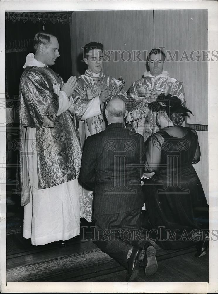 1946 Press Photo NYC, Rev J O&#39;Connell, Rev F O&#39;Connell, Rev D O&#39;Connell - Historic Images