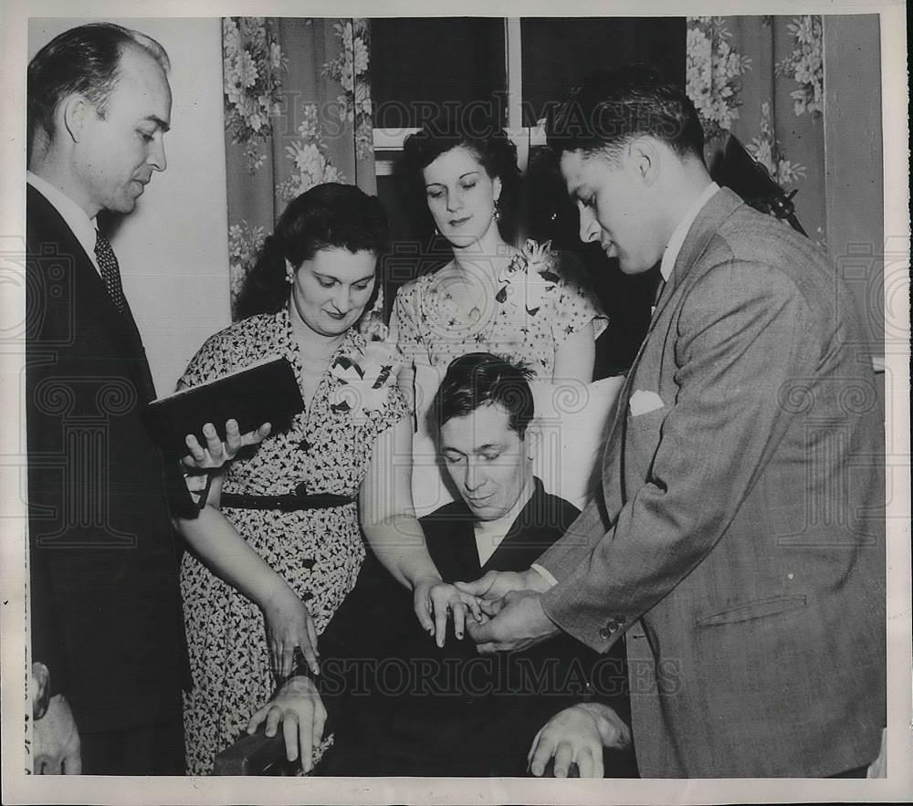 1952 Press Photo Lucy Ann Zammiello Marries Anthony Millen Knight, Cosmo Balio - Historic Images