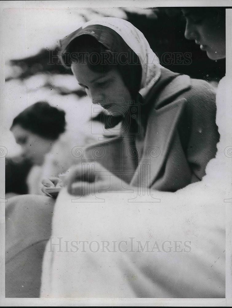 1937 Press Photo Tony Redfern, Swimmer Wrapped in Coat in San Francisco - Historic Images