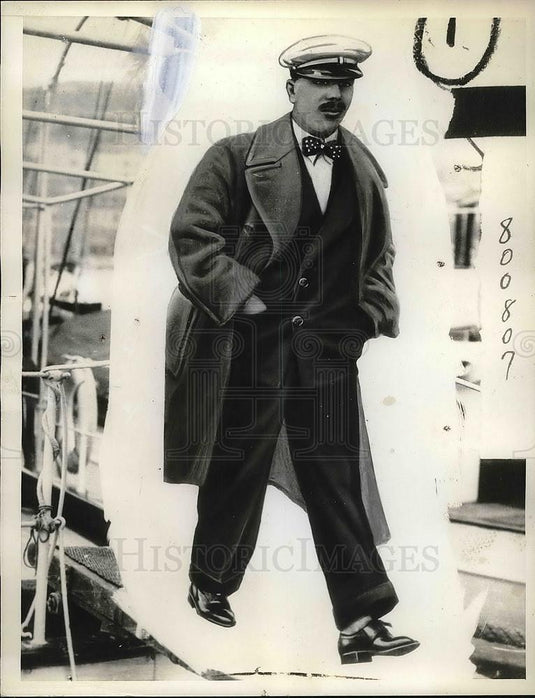 1937 Press Photo Mr Zographos, world's biggest something - Historic Images