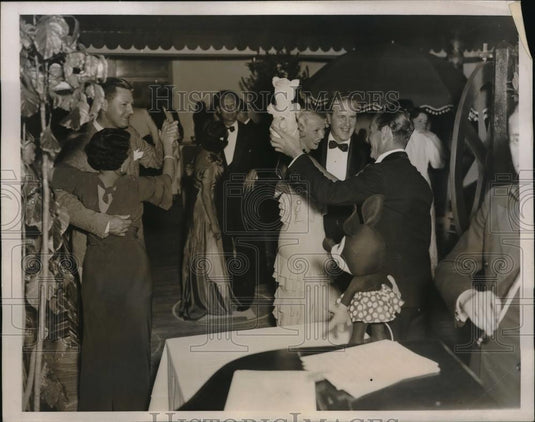1935 Press Photo Sance at Patio restaurant in Palm Beach, Fla. - Historic Images