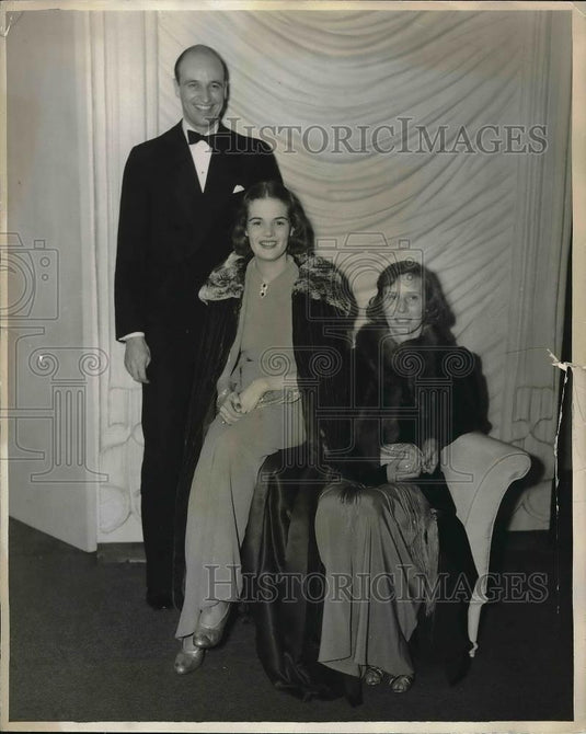 1937 Press Photo James Roosevelt, mrs. Alexander C. Forbes Mrs. John Gates - Historic Images
