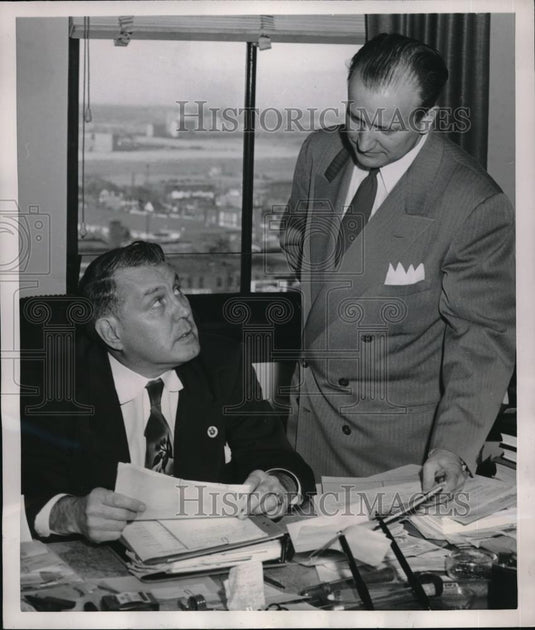 1956 Press Photo Kansas City, Mo DA Ed Scheueler & asst Ken West - Historic Images