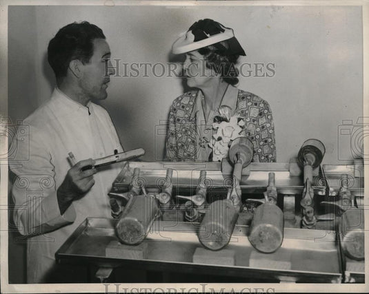 1941 Press Photo Lady Halifax and Dr. John Upton at blood bank - neb49370 - Historic Images