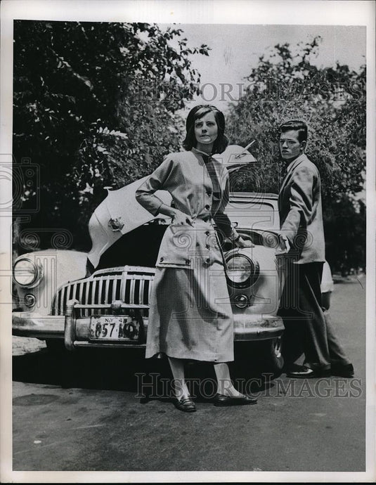 1949 Press Photo New 1950 fashion dress suit on a model - neb48466 - Historic Images