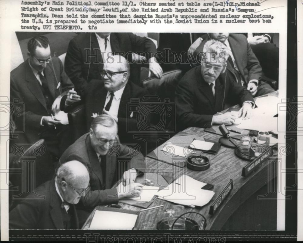 1961 Press Photo Assemblys Main Politica lCommittee Sir Michael Wright, Omar - Historic Images