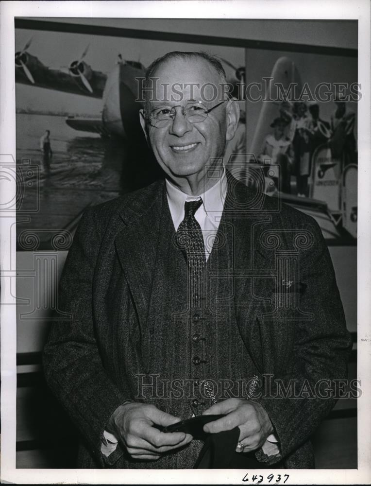 1942 Press Photo NYC, Philip Holland, US Consul Gen at Liverpoole - neb47568 - Historic Images