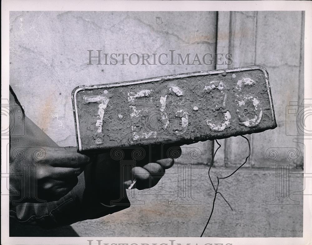 1953 Press Photo License Plate 51 License Plates - neb48028 - Historic Images