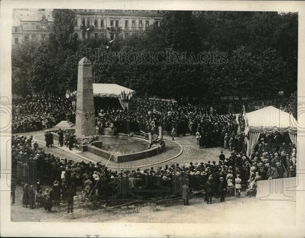 1923 Press Photo Strassbourg Pasteur Monument unveiling ceremony - neb49146 - Historic Images