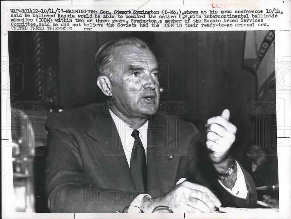 1952 Press Photo Sen. Stuart Symington says USSR would be able to bomb U.S. - Historic Images