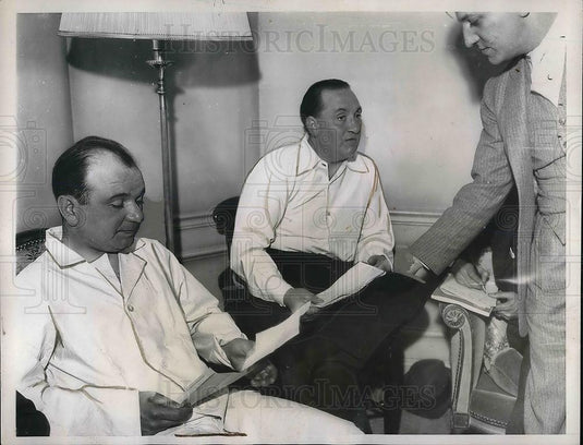 1934 Press Photo Pilot Maurice Rossi & Paul Bodos The Navigator After Landing - Historic Images