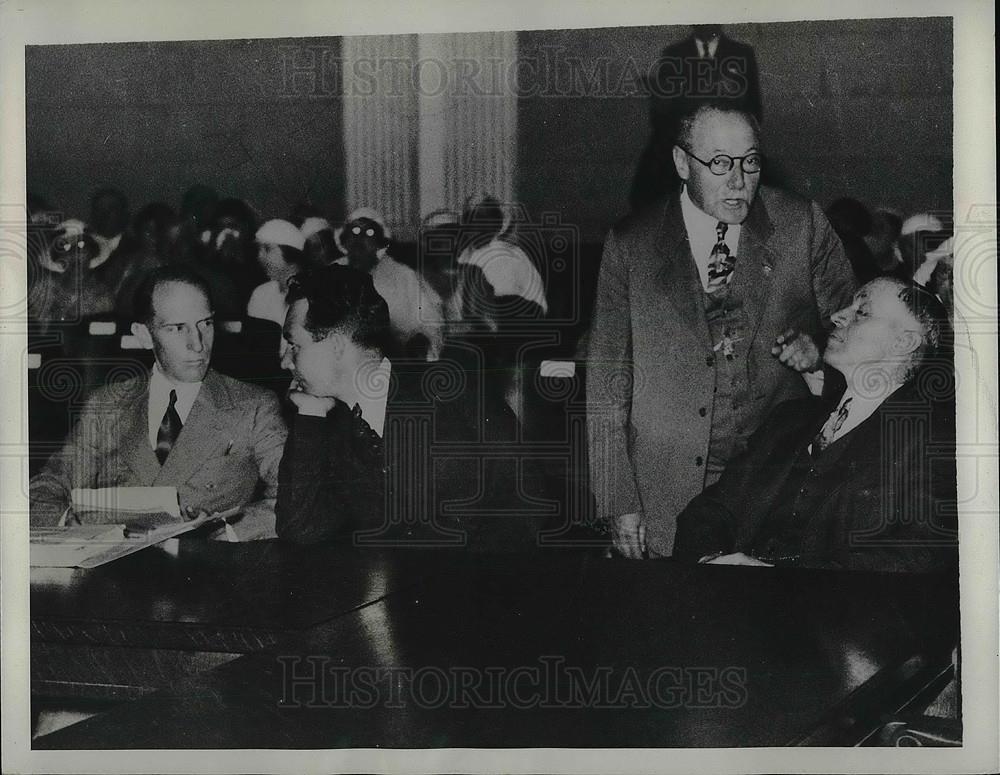 1933 Press Photo David Lamson Confers with Attorney Morris Rankin During Trial - Historic Images