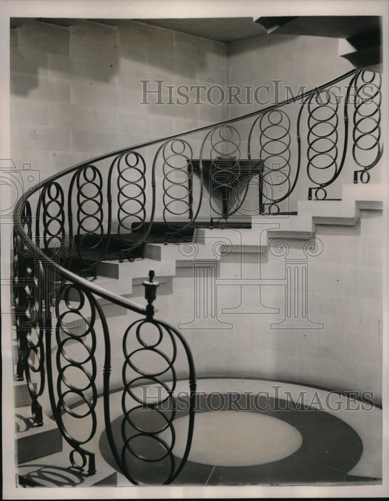 1939 Press Photo Staircase in British Embassy at Washington King George &amp; Queen - Historic Images